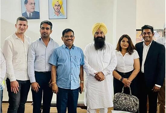 ਗੁਰਮੀਤ ਖੁੱਡੀਆਂ ਵੱਲੋਂ ਖੇਤੀ ਨੂੰ ਲਾਹੇਵੰਦ ਧੰਦਾ ਬਣਾਉਣ ਲਈ ਕਰੋਸ਼ੀਆ ਅਤੇ ਸ੍ਰੀਲੰਕਾ ਦੇ ਵਫ਼ਦ ਨਾਲ ਵਿਚਾਰ ਵਟਾਂਦਰਾ
