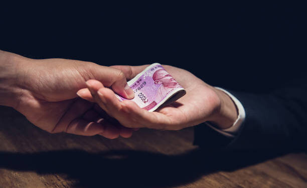 ਵਿਜੀਲੈਂਸ ਵੱਲੋਂ 15,000 ਰੁਪਏ ਰਿਸ਼ਵਤ ਲੈਂਦਾ ਏ. ਐਸ. ਆਈ. ਅਤੇ ਸਿਪਾਹੀ ਕਾਬੂ