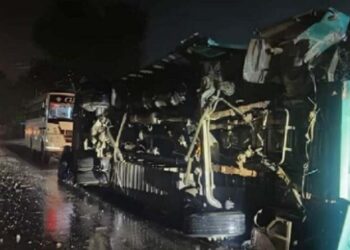 ਜਲੰਧਰ ਤੋਂ ਨੇਪਾਲ ਜਾ ਰਹੀ ਬੱਸ ਡਿਵਾਈਡਰ ਨਾਲ ਟਕਰਾਈ, 15 ਸਵਾਰੀਆਂ ਜ਼ਖ਼ਮੀ