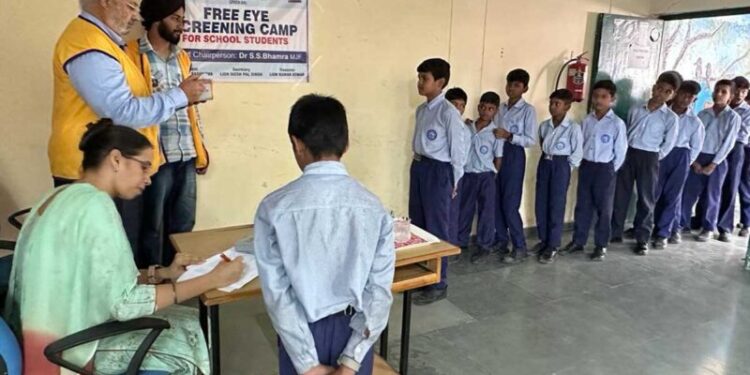 ਲਇੰਜ਼ ਕਲੱਬ ਵਲੋਂ ਲਗਾਇਆ ਗਿਆ ਅੱਖਾਂ ਦਾ ਦੋ ਰੋਜ਼ਾ ਜਾਂਚ ਕੈਂਪ ਮੁਕੰਮਲ