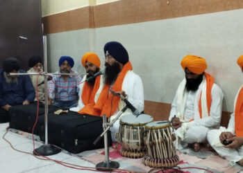 ਸੰਤ ਨਿਸ਼ਚਲ ਸਿੰਘ ਅਤੇ ਸੰਤ ਤਰਲੋਚਨ ਸਿੰਘ ਦੀ ਯਾਦ ਵਿੱਚ ਗੁਰਮਤਿ ਸਮਾਗਮ ਕਰਵਾਇਆ