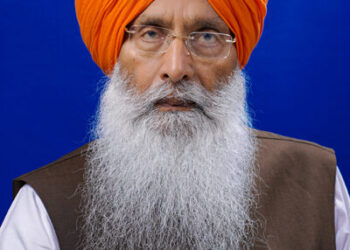 ਮੁਲਾਜ਼ਮਾਂ ਨੂੰ ਧਮਕੀਆਂ ਦੇ ਬਜਾਏ ਗੱਲਬਾਤ ਰਾਹੀਂ ਰਾਹ ਲੱਭੇ ਸਰਕਾਰ : ਸੁਖਦੇਵ ਸਿੰਘ ਢੀਂਡਸਾ