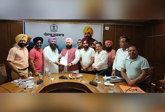 ਸਿੱਖਿਆ ਮੰਤਰੀ ਨਾਲ ਈਟੀਟੀ ਅਧਿਆਪਕ ਯੂਨੀਅਨ ਦੀ ਹੋਈ ਅਹਿਮ ਮੀਟਿੰਗ, ਮੰਗਾਂ ਪੂਰੀਆਂ ਕਰਨ ਦਾ ਦਿੱਤਾ ਭਰੋਸਾ