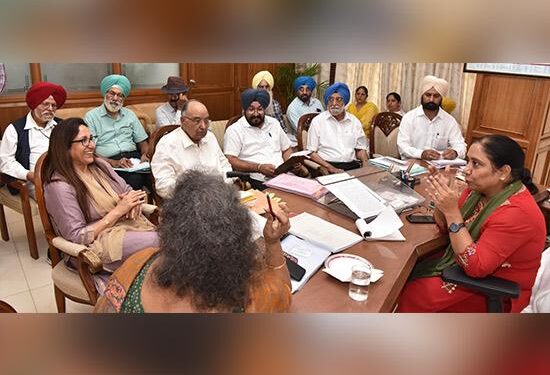 ਡਾ.ਬਲਜੀਤ ਕੌਰ ਵੱਲੋਂ ਸੀਨੀਅਰ ਸਿਟੀਜ਼ਨ ਐਸੋਸੀਏਸ਼ਨ ਪੰਜਾਬ (ਰਜਿ:) ਨਾਲ ਕੀਤੀ ਮੀਟਿੰਗ, ਜਾਇਜ਼ ਮੰਗਾਂ ਪੂਰਾ ਕਰਨ ਦਾ ਦਿੱਤਾ ਭਰੋਸਾ