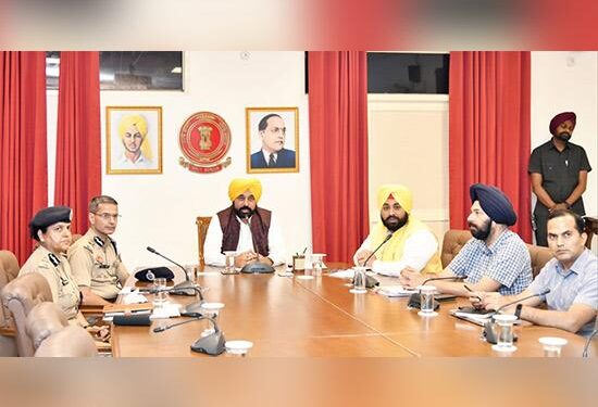 ਸਕੂਲੀ ਵਿਦਿਆਰਥੀਆਂ ਨੂੰ ਪੁਲਿਸ ਦੀ ਕਾਰਜ ਪ੍ਰਣਾਲੀ ਬਾਰੇ ਜਾਣੂੰ ਕਰਵਾਉਣ ਲਈ ਮੁੱਖ ਮੰਤਰੀ ਵੱਲੋਂ ‘ਸਟੂਡੈਂਟ ਪੁਲਿਸ ਕੈਡਿਟ’ ਸਕੀਮ ਦੀ ਸ਼ੁਰੂਆਤ