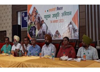 ਪਸ਼ੂ ਪਾਲਣਾਂ ਆਰਥਿਕਤਾ ਨੂੰ ਉੱਚਾ ਚੁੱਕਣ ਲਈ ਸਭ ਤੋਂ ਲਾਹੇਵੰਦ ਸਹਾਇਕ ਧੰਦਾ – ਡਿਪਟੀ ਕਮਿਸ਼ਨਰ