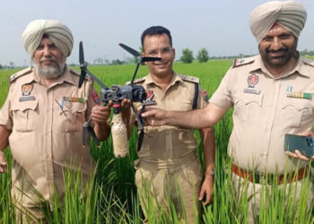 ਭਾਰਤੀ ਸਰਹੱਦ ਤੇ ਫਿਰ ਮਿਲਿਆ ਪਾਕਿਸਤਾਨੀ ਡਰੋਨ, 400 ਗ੍ਰਾਮ ਹੈਰੋਇਨ ਵੀ ਬਰਾਮਦ
