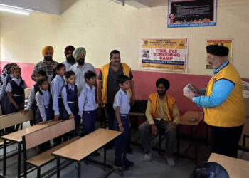 ਲਾਇਨਜ਼ ਪੰਚਕੂਲਾ ਪ੍ਰੀਮੀਅਰ ਵੱਲੋਂ ਅੱਖਾਂ ਦੀ ਜਾਂਚ ਕੈਂਪ ਦਾ ਆਯੋਜਨ
