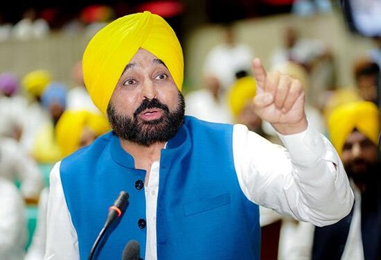 CM ਮਾਨ ਵੱਲੋਂ ਪਟਵਾਰੀਆਂ ਦੀਆਂ 2037 ਆਸਾਮੀਆਂ ਭਰਨ ਦਾ ਐਲਾਨ