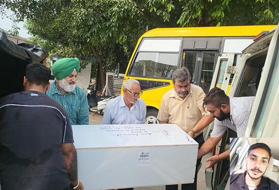 ਡਾ.ਐਸ.ਪੀ.ਸਿੰਘ ਓਬਰਾਏ ਸਦਕਾ ਬਜ਼ੁਰਗ ਮਾਪਿਆਂ ਦੇ ਇਕਲੌਤੇ ਪੁੱਤਰ ਮ੍ਰਿਤਕ ਸਰੀਰ ਪੁੱਜਿਆ ਭਾਰਤ
