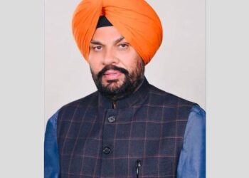 Kuldip Dhaliwal ਜਦੋਂ ਅੱਧੀ ਰਾਤੀਂ 2 ਵਜੇ ਵਿਦੇਸ਼ ‘ਚ ਫ਼ੌਤ ਹੋਏ ਨੌਜਵਾਨ ਦੀ ਮ੍ਰਿਤਕ ਦੇਹ ਲੈਣ ਲਈ ਏਅਰਪੋਰਟ ਪੁੱਜੇ