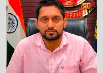 ਪਰਾਲੀ ਨੂੰ ਖੇਤਾਂ ਵਿਚ ਮਿਲਾਉਣ ਲਈ ਸਹਿਕਾਰੀ ਸਭਾਵਾਂ ਕੋਲ 435 ਖੇਤੀ ਸੰਦ ਮੌਜੂਦ : DC