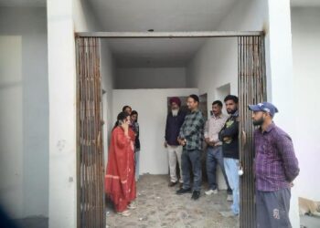 ਸਵੱਛ ਭਾਰਤ ਮਿਸ਼ਨ ਤਹਿਤ ਲੋਕਾਂ ਦੀ ਸਹੂਲਤ ਲਈ ਬਣਾਏ ਜਾ ਰਹੇ ਹਨ ਪਬਲਿਕ ਟਾਇਲਟਸ