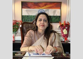 ਝੋਨੇ ਦੀ ਪਰਾਲੀ ਕਿਨੂੰ ਦੇ ਬਾਗਾਂ ‘ਚ ਮਲਚਿੰਗ ਲਈ ਵਰਤੀ ਜਾ ਸਕਦੀ- DC ਸੇਨੂ ਦੁੱਗਲ