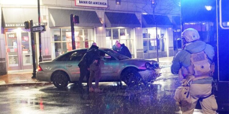 ਅਮਰੀਕੀ ਰਾਸ਼ਟਰਪਤੀ ਬਾਇਡਨ ਦੇ ਵਾਹਨ ਨੂੰ ਕਾਰ ਨੇ ਮਾਰੀ ਟੱਕਰ