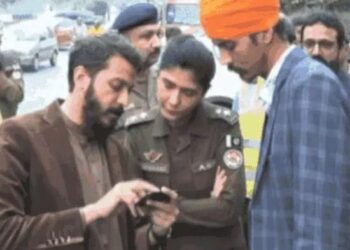 ਪ੍ਰਕਾਸ਼ ਪੁਰਬ ਮਨਾਉਣ ਗਏ ਭਾਰਤੀ ਸਿੱਖ ਪਰਿਵਾਰ ਨੂੰ ਲਾਹੌਰ ‘ਚ ਲੁਟੇਰਿਆਂ ਨੇ ਲੁੱਟਿਆ