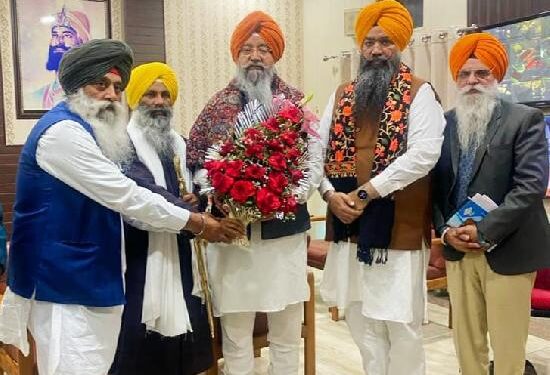 ਦਸਮ ਪਿਤਾ ਨੇ ਸੱਚ ਅਤੇ ਇਨਸਾਫ਼ ਦੀ ਰਾਖੀ ਲਈ ਆਪਣਾ ਪਰਿਵਾਰ ਕੁਰਬਾਨ ਕਰ ਦਿੱਤਾ: ਇਕਬਾਲ ਸਿੰਘ ਲਾਲਪੁਰਾ