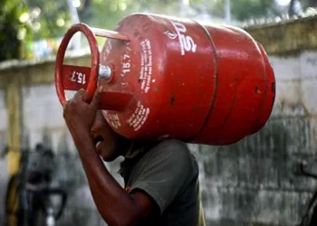 LPG ਸਿਲੰਡਰ ਦੀਆਂ ਕੀਮਤਾਂ ਘਟੀਆਂ