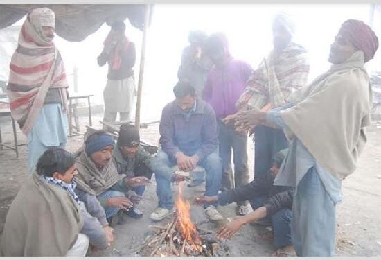 ਦੰਦੋੜਿੱਕਾ ਵੱਜਾਉਂਦੀ ਠਾਰੀ ਨੇ ਬਰਫ ’ਚ ਲਾਏ ਲੋਕ-ਜਨਜੀਵਨ ਤੇ ਲੱਗੀ ਰੋਕ