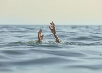 ਹੋਟਲ ਮੈਨੇਜਰ ਨੇ ਪ੍ਰੇਮ ਸਬੰਧ ਹੋਣ ਦੇ ਸ਼ੱਕ ਵਿੱਚ ਆਪਣੀ ਪਤਨੀ ਨੂੰ ਡੁਬੋ ਦਿੱਤਾ