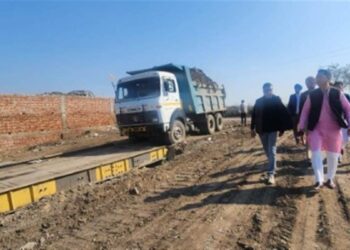 ਅਮਨ ਅਰੋੜਾ ਨੇ ਕੂੜੇ ਦੇ ਡੰਪ ਨੂੰ ਸਾਫ਼ ਕਰਨ ਲਈ ਚੱਲ ਰਹੇ ਕੰਮ ਦਾ ਜਾਇਜ਼ਾ ਲਿਆ