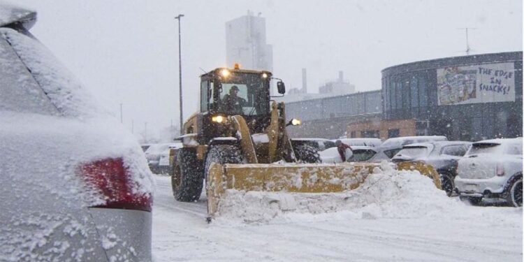 ਬਰਫੀਲੇ ਤੂਫਾਨ ਕਾਰਨ ਕੈਨੇਡਾ ਵਿੱਚ ਸਕੂਲ, ਯੂਨੀਵਰਸਿਟੀਆਂ ਅਤੇ ਸਰਕਾਰੀ ਦਫਤਰ ਬੰਦ, ਨੋਵਾ ਸਕੋਸ਼ੀਆ ਵਿੱਚ ਐਮਰਜੈਂਸੀ ਲਾਗੂ
