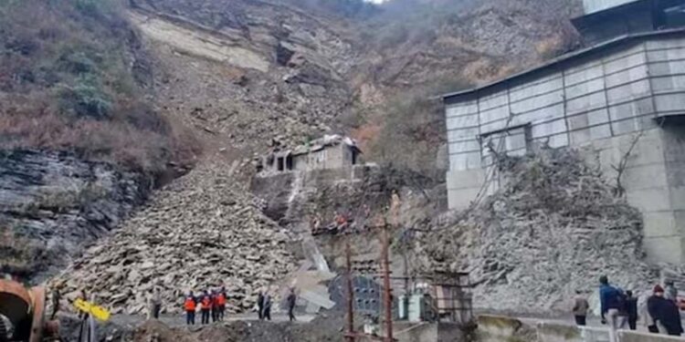 ਸ਼ਿਮਲਾ ਵਿੱਚ ਢਿੱਗਾਂ ਡਿੱਗਣ ਕਾਰਨ 2 ਮਜ਼ਦੂਰਾਂ ਦੀ ਮੌਤ