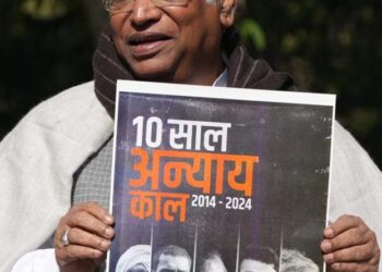 ਕਾਂਗਰਸ ਨੇ ਮੋਦੀ ਸਰਕਾਰ ਦੀਆਂ ਨਾਕਾਮੀਆਂ ਬਾਰੇ ਬਲੈਕ ਪੇਪਰ ਜਾਰੀ ਕੀਤਾ