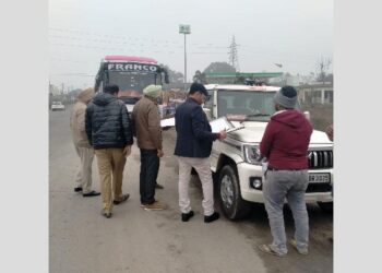 ਮਾਲੇਰਕੋਟਲਾ: ਆਰ.ਟੀ.ਏ ਨੇ ਟੂਰਿਸਟ ਬੱਸਾਂ ਸਮੇਤ ਹੋਰਨਾਂ ਕਮਰਸ਼ਿਅਲ ਵਾਹਨਾਂ ਦੀ ਕੀਤੀ ਚੈਕਿੰਗ