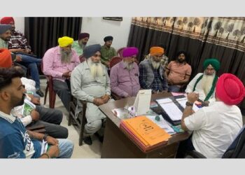 ਕਿਸਾਨ ਤੇ ਜਵਾਨ ਭਲਾਈ ਯੂਨੀਅਨ ਪੰਜਾਬ ਦਾ ਵਫ਼ਦ ਸ਼ੂਗਰ ਮਿੱਲ ਬਟਾਲਾ ਦੇ ਪ੍ਰਬੰਧਕਾਂ ਨੂੰ ਮਿਲਿਆ