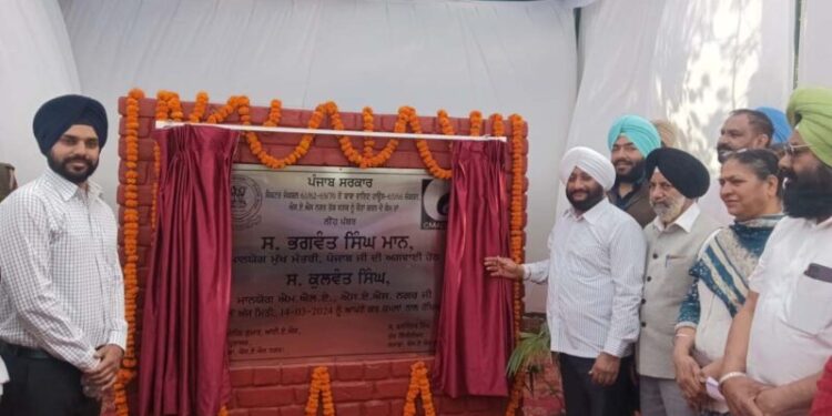 ਸ਼ਹਿਰ ਵਿੱਚ ਚੌਂਕਾਂ ਅਤੇ ਪੁਲਾਂ ਦੀ ਉਸਾਰੀ ਨਾਲ ਹਲ ਹੋਵੇਗੀ ਟਰੈਫਿਕ ਦੀ ਸਮੱਸਿਆ : ਕੁਲਵੰਤ ਸਿੰਘ