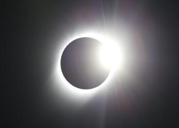 ਅੱਜ ਲੱਗੇਗਾ ਸਦੀ ਮਗਰੋਂ ਪਹਿਲਾ ਪੂਰਨ ਸੂਰਜਗ੍ਰਹਿਣ ਪਰ ਭਾਰਤ ’ਚ ਨਹੀਂ ਦਿੱਸੇਗਾ, ਪੜ੍ਹੋ ਵੇਰਵਾ