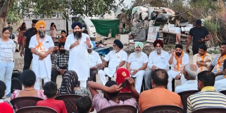 ਕਾਂਗਰਸ ਅਤੇ ਆਮ ਆਦਮੀ ਪਾਰਟੀ ਇੱਕੋ ਥੈਲੀ ਦੇ ਚੱਟੇ ਬੱਟੇ : ਪਰਵਿੰਦਰ ਸਿੰਘ ਸੋਹਾਣਾ