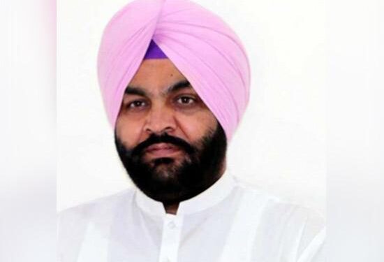 ਨਵਜੋਤ ਸਿੰਘ ਸਿੱਧੂ ਹਨ ਸਾਡੇ ਸਟਾਰ ਪ੍ਰਚਾਰਕ – ਗੁਰਜੀਤ ਔਜਲਾ