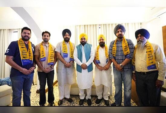 ਸ਼੍ਰੋਮਣੀ ਅਕਾਲੀ ਦਲ ਨੂੰ ਵੱਡਾ ਝਟਕਾ, ਧਾਕੜ ਆਗੂ ਤਲਬੀਰ ਗਿੱਲ ਹੋਏ ਆਮ ਆਦਮੀ ਪਾਰਟੀ ‘ਚ ਸ਼ਾਮਿਲ