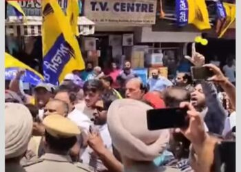 ਪਠਾਨਕੋਟ: AAP ਤੇ ਬੀਜੇਪੀ ਵਰਕਰ ਭਿੜੇ