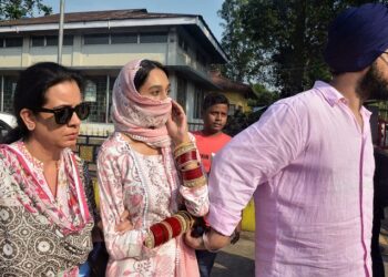 MP ਅੰਮ੍ਰਿਤਪਾਲ ਦੀ ਪਤਨੀ, ਪਤੀ ਨੂੰ ਮਿਲਣ ਪਹੁੰਚੀ ਡਿਬਰੂਗੜ੍ਹ ਜੇਲ੍ਹ