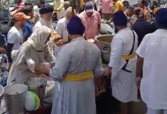 ਸ਼ਹੀਦੀ ਜੋੜ ਮੇਲੇ ਨੂੰ ਸਮਰਪਿਤ ਬੁੱਢਾ ਦਲ ਵੱਲੋਂ ਠੰਡੇ ਮਿੱਠੇ ਜਲ ਦੀ ਛਬੀਲ
