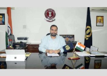 1076 ’ਤੇ ਕਾਲ ਕਰਕੇ ਘਰ ਬੈਠੇ ਹੀ ਪ੍ਰਾਪਤ ਕੀਤੀਆਂ ਜਾ ਸਕਦੀਆਂ ਹਨ 43 ਪ੍ਰਕਾਰ ਦੀਆਂ ਸੇਵਾਵਾਂ: DC ਹਰਪ੍ਰੀਤ ਸਿੰਘ ਸੂਦਨ