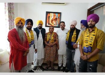 ਵੱਡੀ ਖ਼ਬਰ: ਅਕਾਲੀ ਉਮੀਦਵਾਰ ਸੁਰਜੀਤ ਕੌਰ AAP ‘ਚ ਸ਼ਾਮਲ
