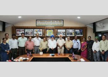 ਸ਼ਹਿਦ ਦੀਆਂ ਮੱਖੀਆਂ ਅਤੇ ਪੋਲੀਨੇਟਰਜ਼ ਦੀ ਸਮੀਖਿਆ ਕਰਨ ਲਈ ਉੱਚ ਪੱਧਰੀ ਟੀਮ ਨੇ ਪੀ ਏ ਯੂ ਦਾ ਦੌਰਾ ਕੀਤਾ