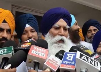 ਅੰਮ੍ਰਿਤਪਾਲ ਦੇ ਪਿਤਾ ਤਰਸੇਮ ਸਿੰਘ ਵੱਲੋਂ ਜਥੇਦਾਰ ਅਕਾਲ ਤਖਤ ਸਾਹਿਬ ਨਾਲ ਮੁਲਾਕਾਤ, ਸੁਖਬੀਰ ਬਾਦਲ ‘ਤੇ ਲਾਏ ਗੰਭੀਰ ਦੋਸ਼