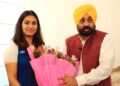 ਮੁੱਖ ਮੰਤਰੀ ਨੇ ਉਲੰਪਿਕ ਤਗ਼ਮਾ ਜੇਤੂ ਮਨੂੰ ਭਾਕਰ ਨਾਲ ਕੀਤੀ ਮੁਲਾਕਾਤ