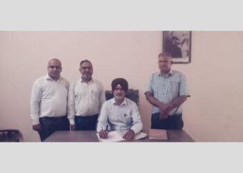 ਪੀ ਟੈਟ ਪਾਸ ਰੀਵਾਇਜਡ ਵਿਦਿਆਰਥੀ ਡਾਇਟ ਨੌਰਾ ਤੋਂ ਸਰਟੀਫਿਕੇਟ ਪ੍ਰਾਪਤ ਕਰਨ-ਵਰਿੰਦਰ ਕੁਮਾਰ