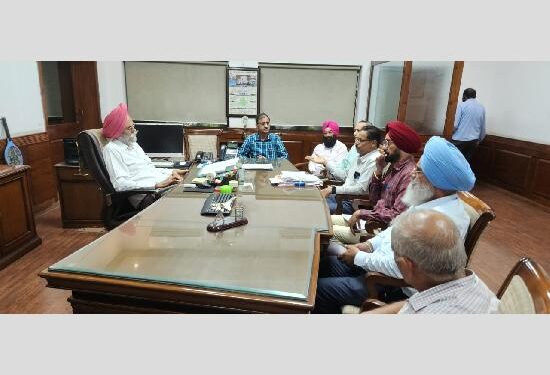 ਬਿਜਲੀ ਕਾਮਿਆਂ ਦੀ ਹੜਤਾਲ ਵਿਚਾਲੇ ਵੱਡੀ ਖ਼ਬਰ; CDM/PSPCL ਅਤੇ ਡਾਇਰੈਕਟਰ/ਵਿੱਤ ਨਾਲ ਹੋਈਆਂ ਮੀਟਿੰਗਾਂ, ਮੰਗਾਂ ਲਾਗੂ ਕਰਨ ਦਾ ਮਿਲਿਆ ਭਰੋਸਾ