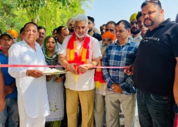 ਲਾਲ ਚੰਦ ਕਟਾਰੂਚੱਕ ਨੇ ਸਰਨਾ ਤੋਂ ਭੀਮਪੁਰ ਰੋਡ ਦੇ ਨਿਰਮਾਣ ਕਾਰਜ ਦੀ ਕਰਵਾਈ ਸ਼ੁਰੂਆਤ