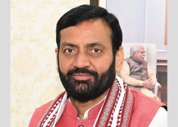 ਨਾਇਬ ਸਿੰਘ ਸੈਣੀ ਰਾਜ ਭਵਨ ਪੁੱਜੇ