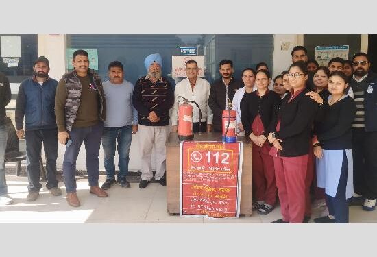 ਹਸਪਤਾਲ ਤੇ ਅੱਗ ਸੁਰੱਖਿਆ ਵਿਸ਼ੇ ‘ਤੇ ਲਗਾਇਆ ਕੈਂਪ