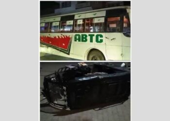 ਤੇਜ਼ ਰਫਤਾਰ ਪ੍ਰਾਈਵੇਟ ਬੱਸ ਨੇ ਮਾਰੀ ਈ-ਰਿਕਸ਼ਾ ਨੂੰ ਟੱਕਰ, ਚਾਲਕ ਤੇ ਸਵਾਰੀ ਦੀ ਮਸਾ ਬਚੀ ਜਾਨ