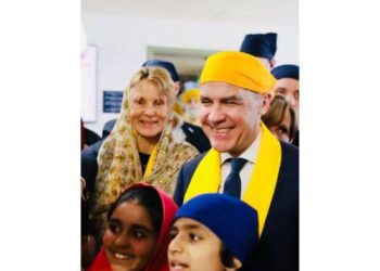 ਕੈਨੇਡਾ ਦੇ ਪ੍ਰਧਾਨ ਮੰਤਰੀ ਮਾਰਕ ਕਾਰਨੇ ਵੱਲੋਂ ਵਿਸਾਖੀ ਤੇ ਓਟਾਵਾ ਗੁਰਦੁਆਰਾ ਸਾਹਿਬ ਪੁੱਜੇ